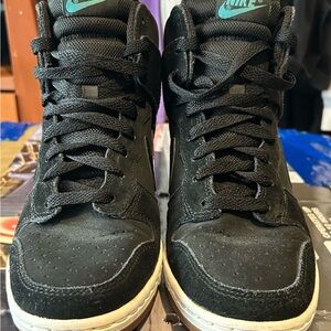 Nike Dunk Sky Hi Essential "Black Gum” size 8W 6.5Y